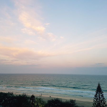 Zenith Ocean Front Apartments Gold Coast Exteriér fotografie
