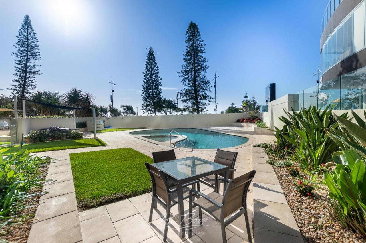 Zenith Ocean Front Apartments Gold Coast Exteriér fotografie