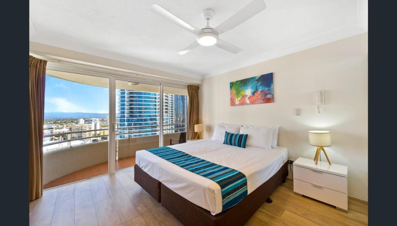 Zenith Ocean Front Apartments Gold Coast Exteriér fotografie