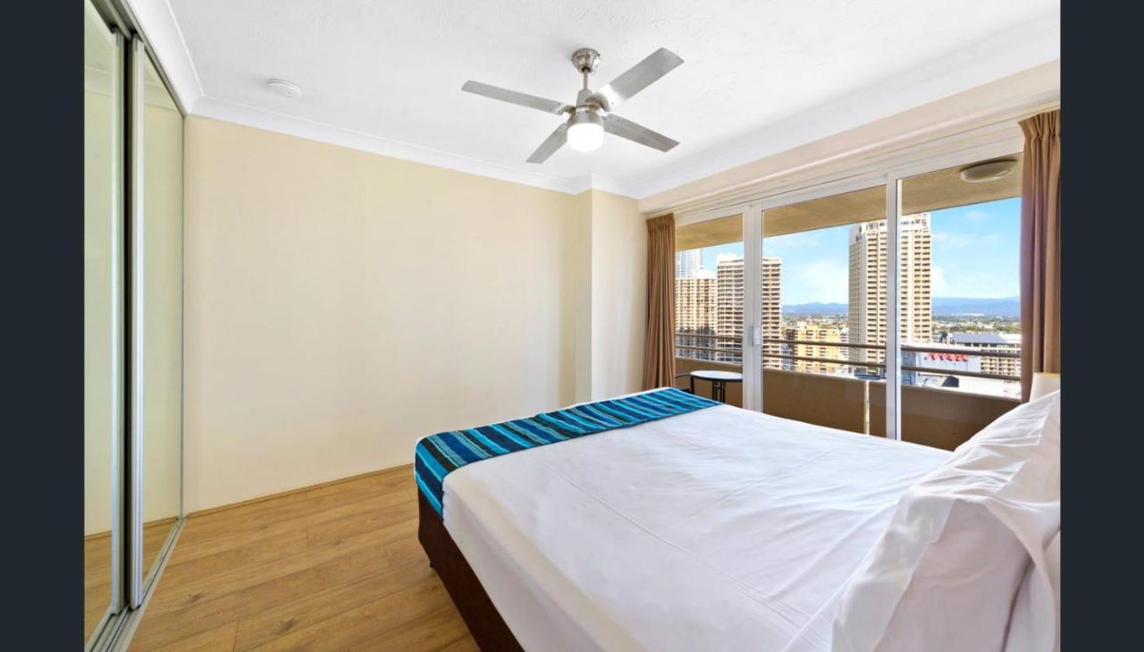 Zenith Ocean Front Apartments Gold Coast Exteriér fotografie