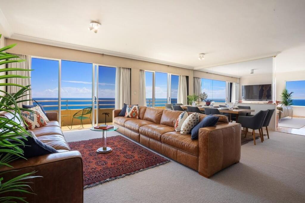 Zenith Ocean Front Apartments Gold Coast Exteriér fotografie