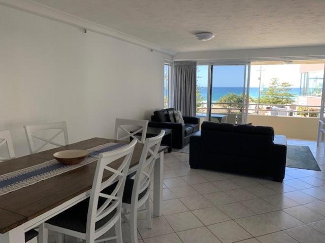 Zenith Ocean Front Apartments Gold Coast Exteriér fotografie