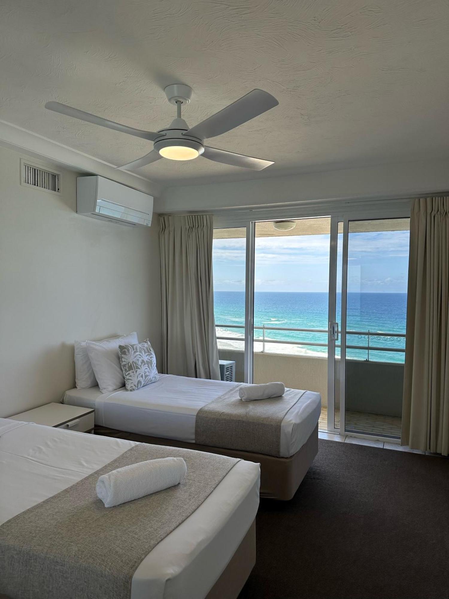 Zenith Ocean Front Apartments Gold Coast Exteriér fotografie